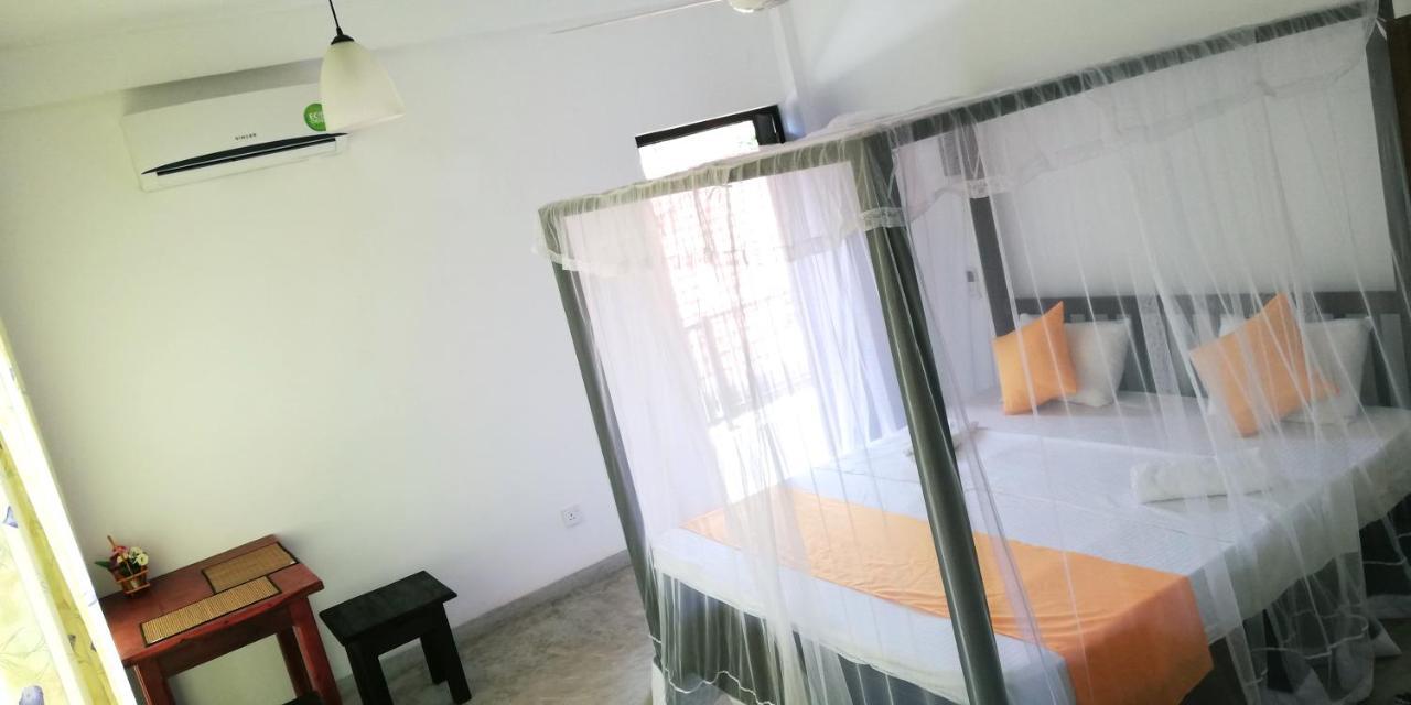 Ocean Voyage Hotel Tangalle Exterior foto